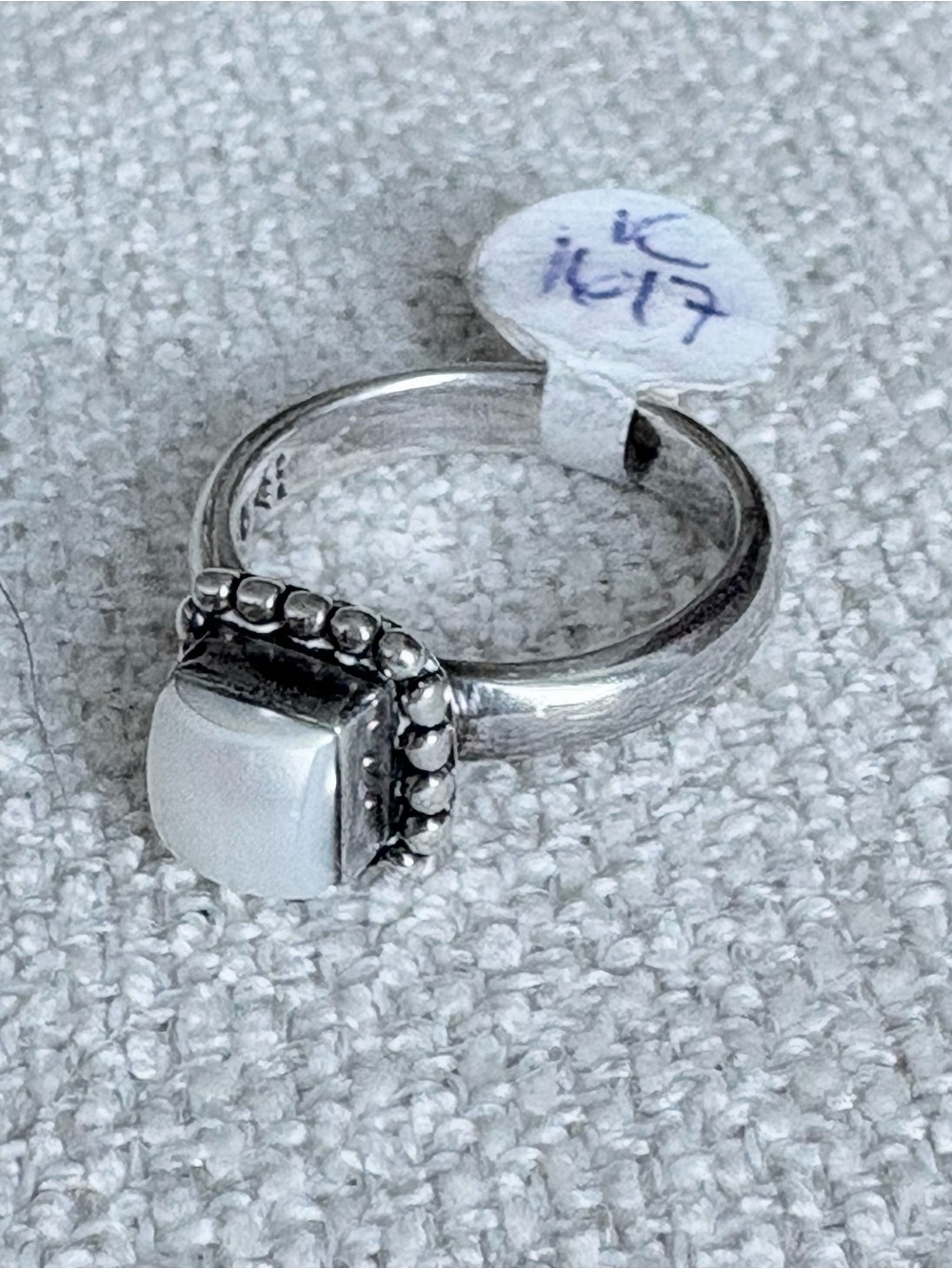 Silpada Sterling Silver Button Mother of Pearl Ring, size 7 1/4, NWT, R1617